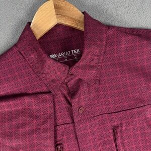 Ariat Shirt Mens Medium Red Geometric VentTEK Performance Vented Work NWOT
